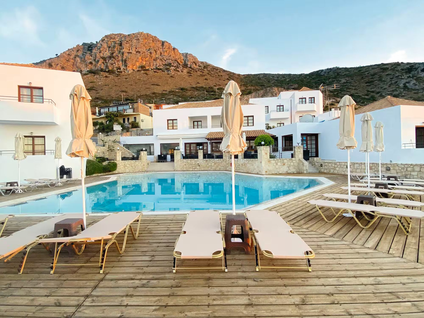 Amazones Village Suites