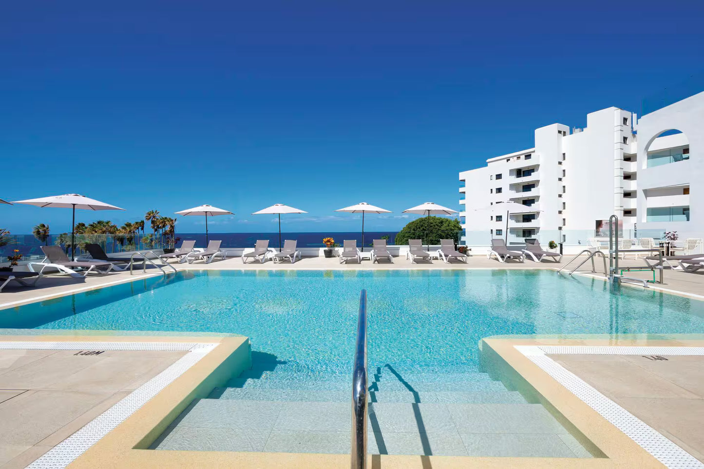 Albatros Apartments by Malibu