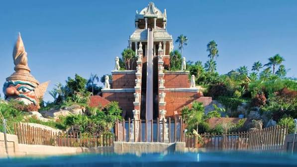 Villa Mandi and Siam Park