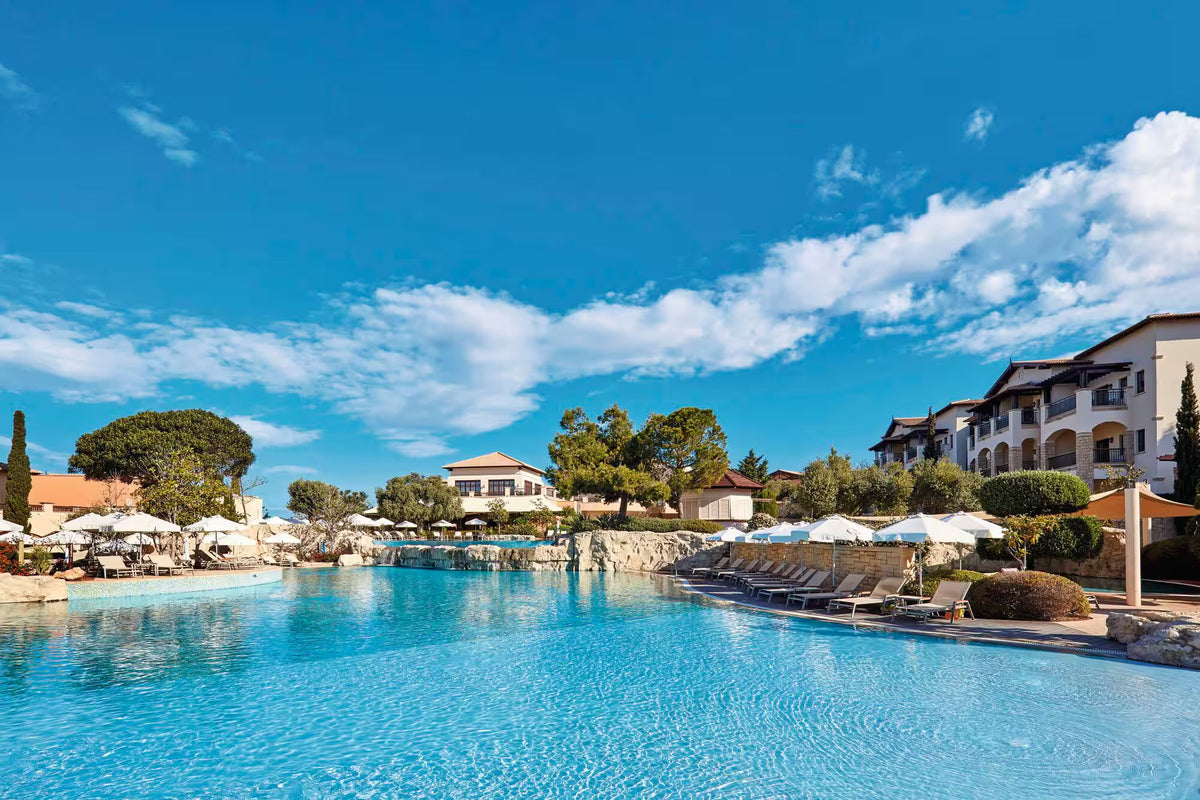 TUI BLUE Sensatori Atlantica Aphrodite Hills