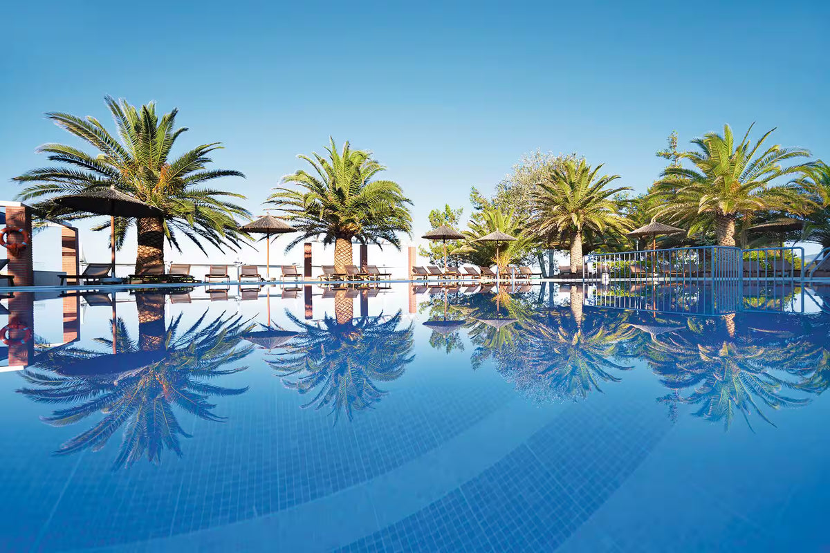 Hotel Alexandra Beach