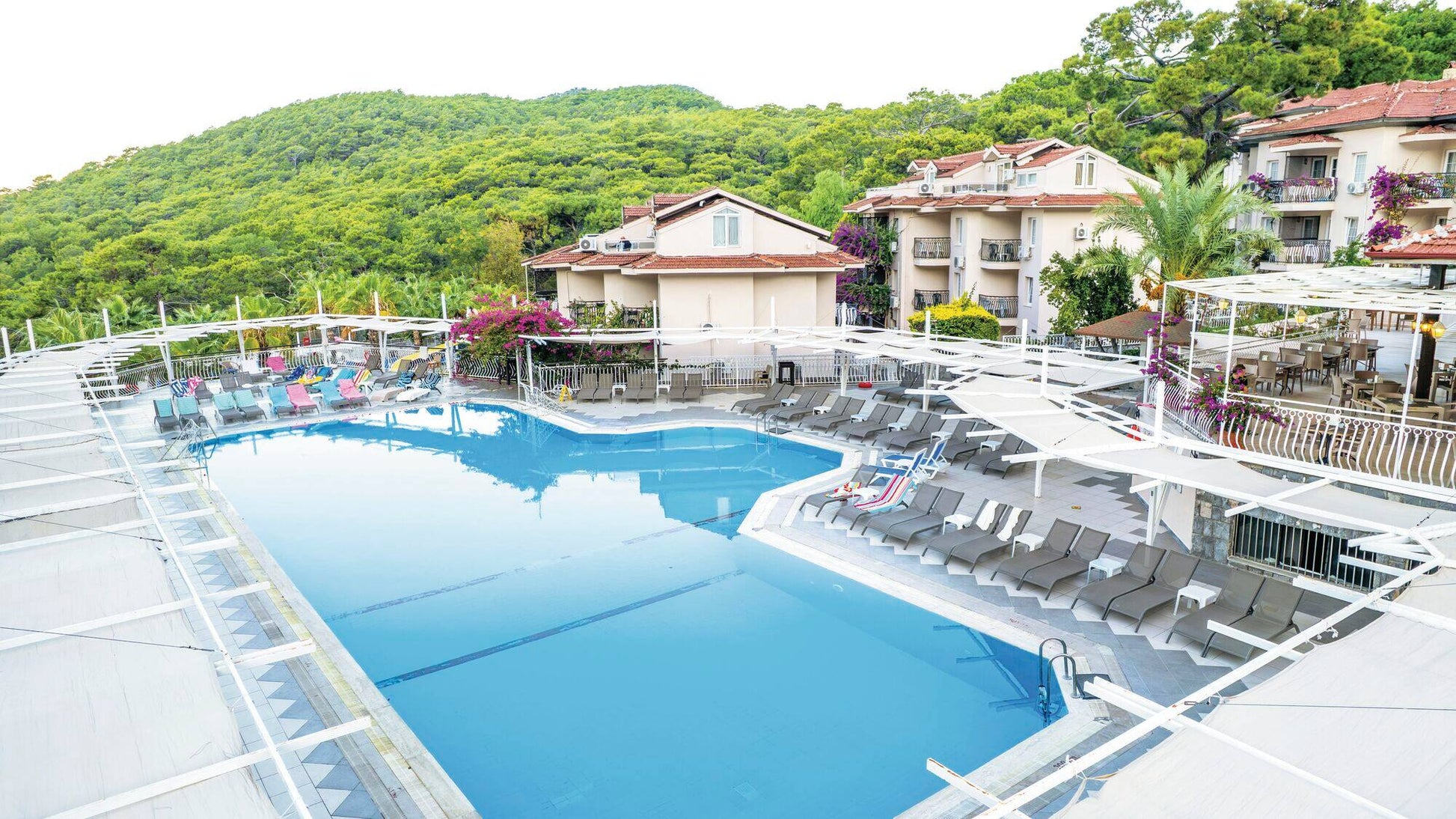 Nicholas Park Hotel