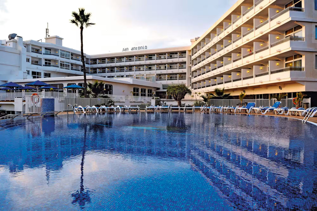 Vik San Antonio Hotel