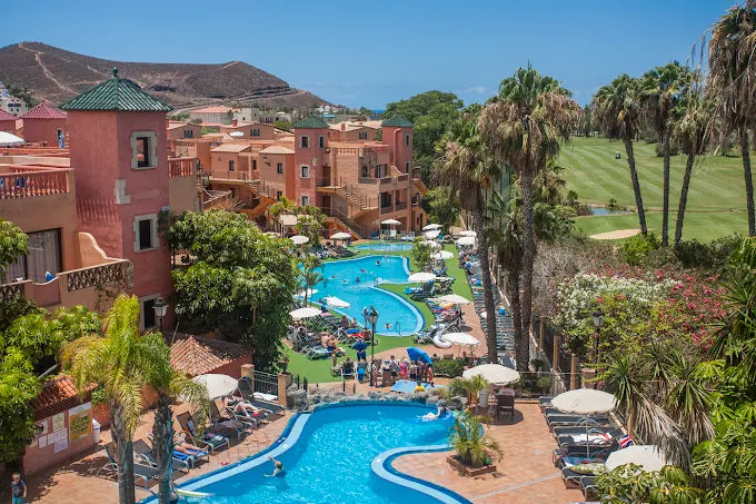 Villa Mandi and Siam Park